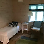 Ollilan Tupa Joensuun Laehellae * Ylämylly