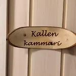 Ollilan Tupa Joensuun Laehellae * Ylämylly