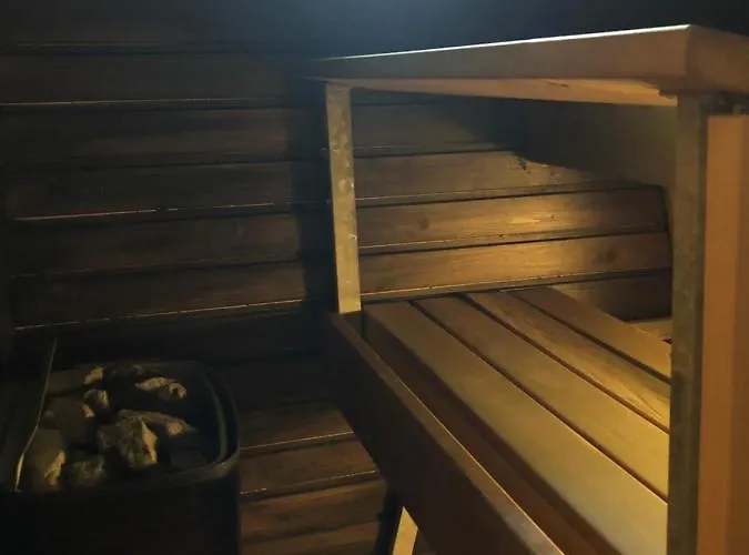 Ollilan Tupa Joensuun Laehellae * Ylämylly